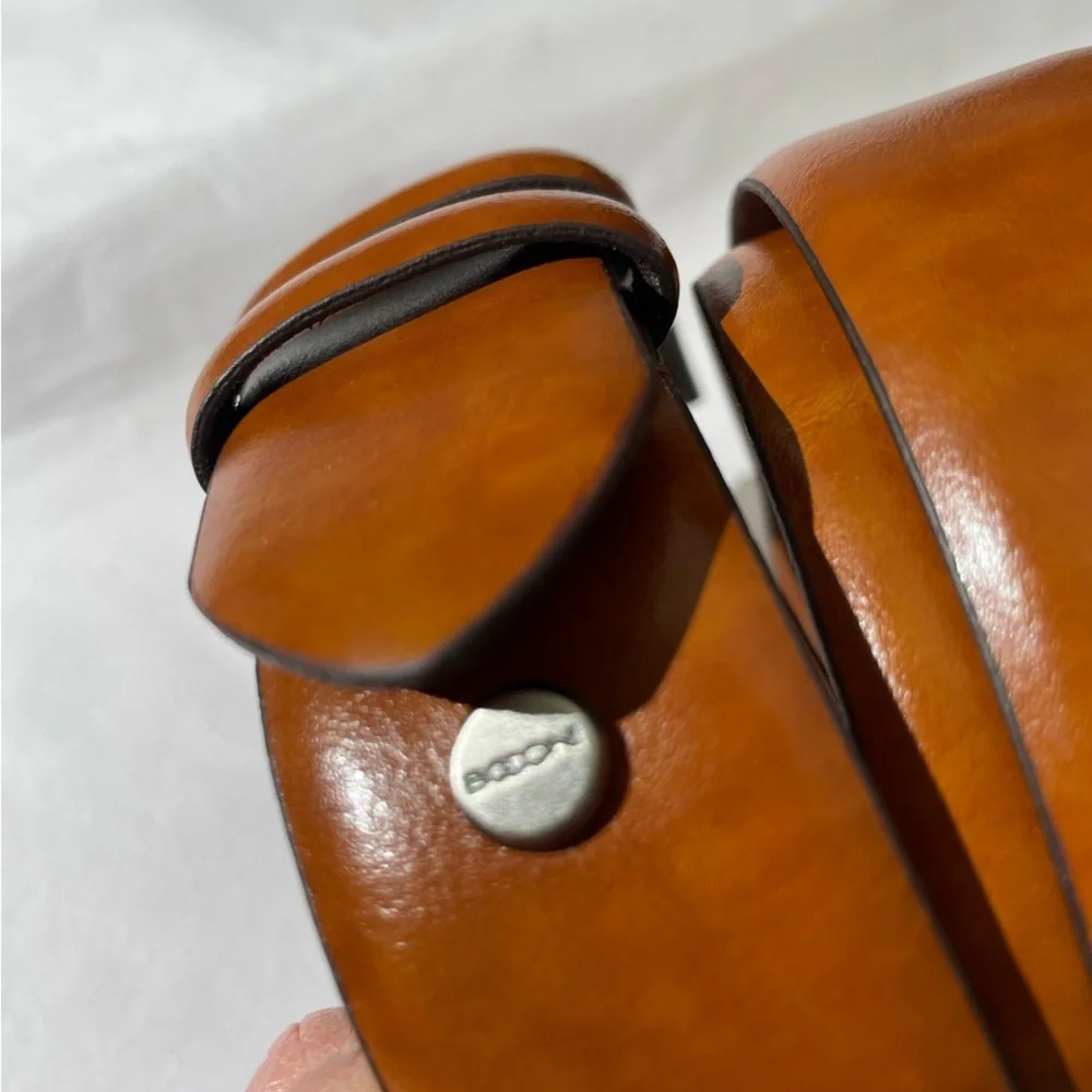 BOCONI NASHVILLE USA Brown Leather Belt Handcrafted Silver Tone Buckle Sz 38/95